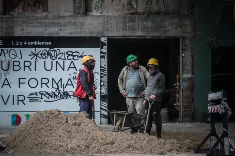 Construcción: 250 mil trabajadores menos y 13 mil empresas que ya no están