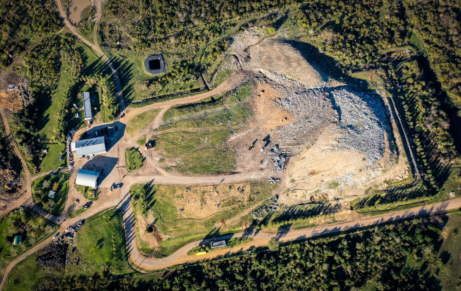 El Ecoparque Gualeguaychú se encuentra al límite de su capacidad receptiva, al igual que el basural en Pueblo Belgrano (foto: Pablo Vela)
