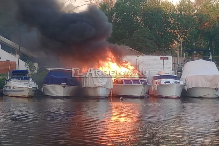 Incendio de las embarcaciones: Actualizaci&oacute;n del estado de las personas hospitalizadas