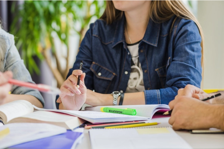 Cudegua continúa con las inscripciones para las becas universitarias