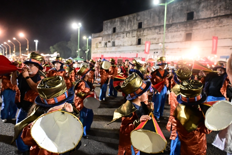 Nueva noche de los Corsos Matecito y cuenta regresiva para el Entierro del Carnaval