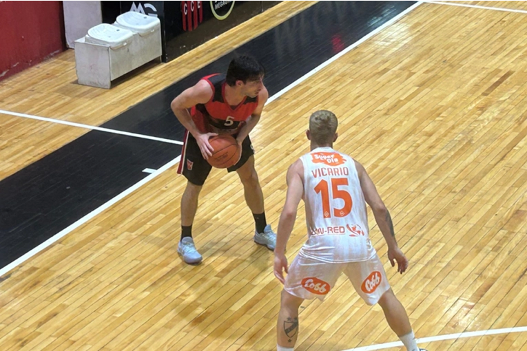 En el primer partido del Federal, Central venció a Urquiza de Santa Elena