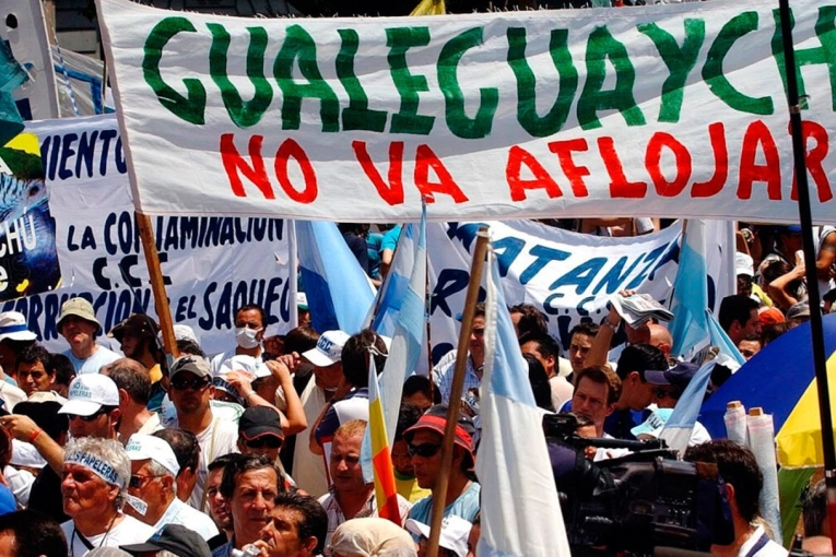 Una lucha de 20 años: La Asamblea, el poder de UPM y el impacto del dragado