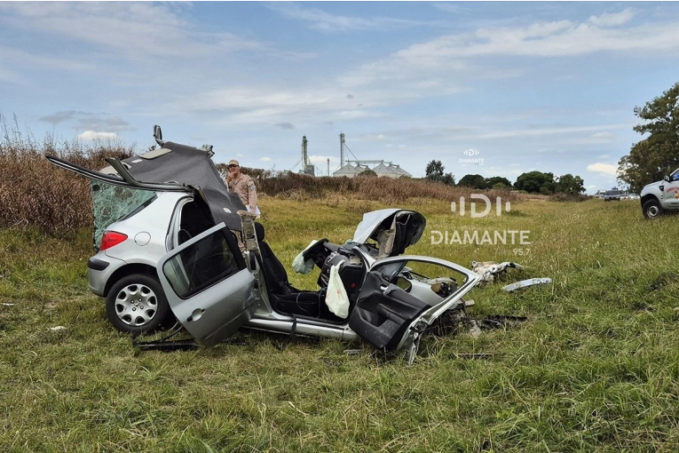 Ya son dos las víctimas: Una mujer y un hombre murieron en un triple choque en Ruta 11