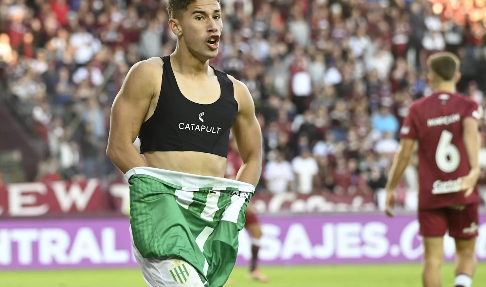 El festejo de Rivera cuando marcó el empate.