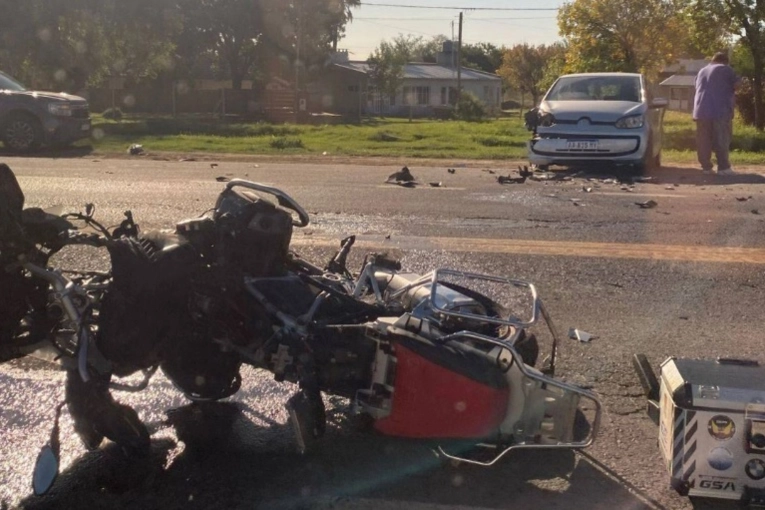 Murió un médico brasileño tras accidente sobre Ruta Nacional 12
