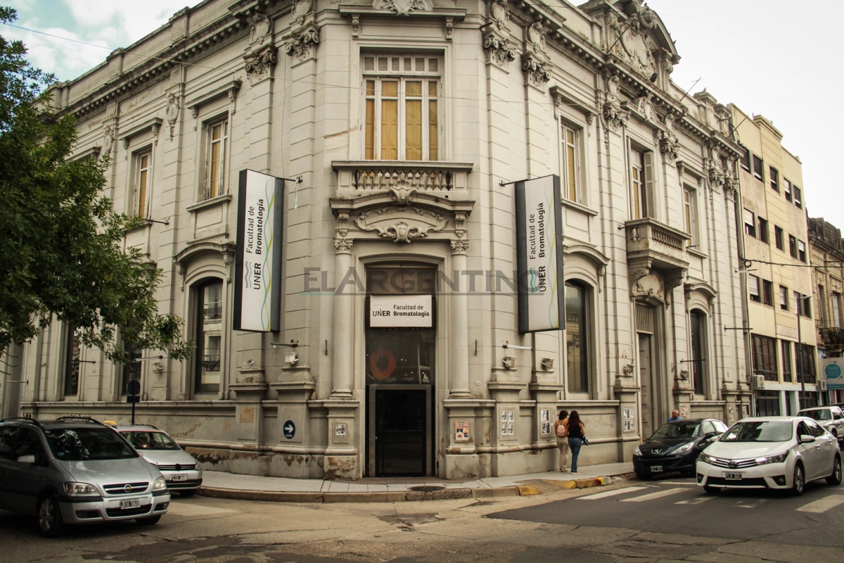 Universidad Nacional de Entre Ríos Universidad Nacional de Entre Ríos