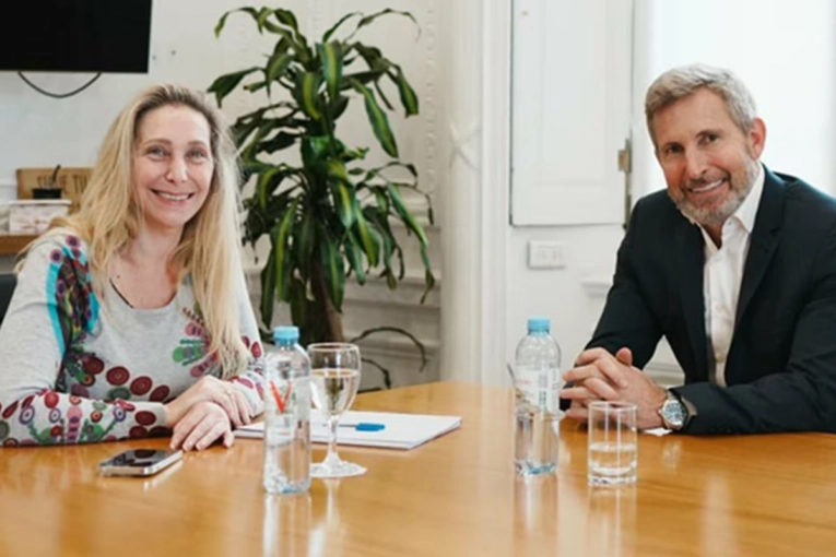 Karina Milei acelera las negociaciones con Frigerio para las elecciones de octubre