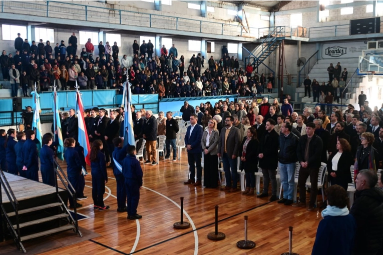 Con un emotivo acto, la Escuela Juventud Unida celebró sus 20 años