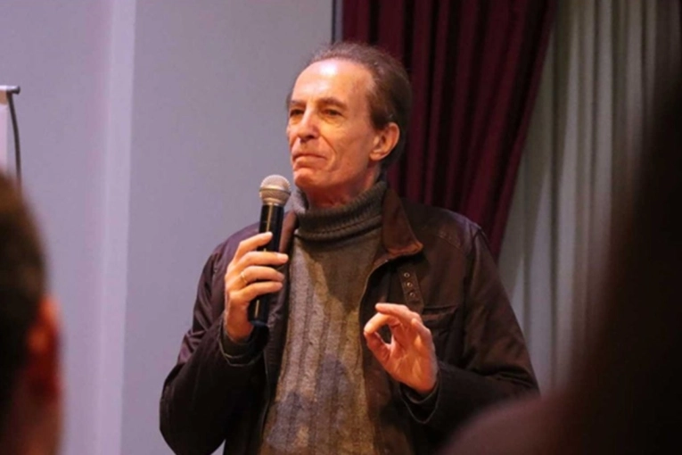 Nicolás Kasanzew pasó por Gualeguaychú con una charla-debate sobre Malvinas