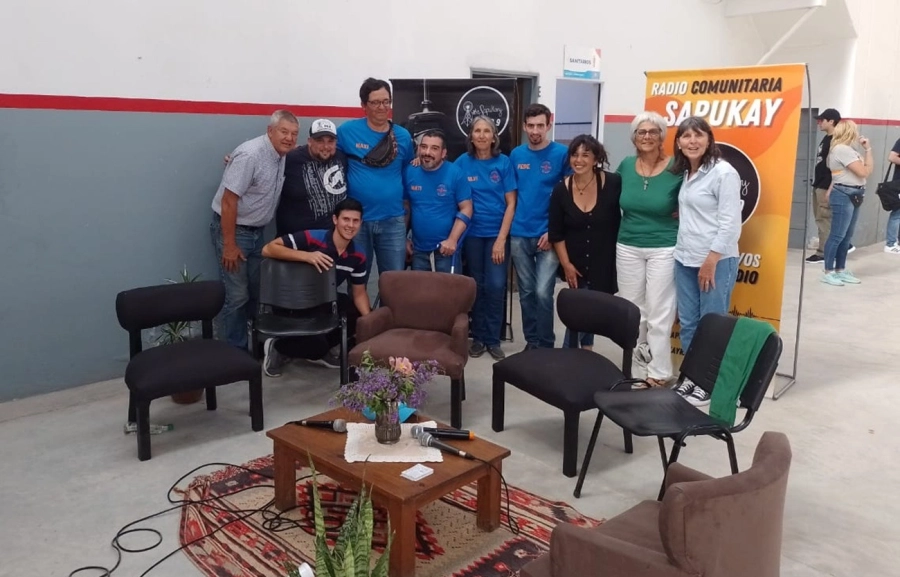La Radio Comunitaria Sapukay naci&oacute; el 20 de junio de 2015 en Col&oacute;n