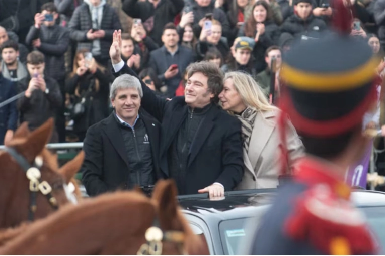 En La Rural, Javier Milei anunció una baja “permanente” de las retenciones al campo