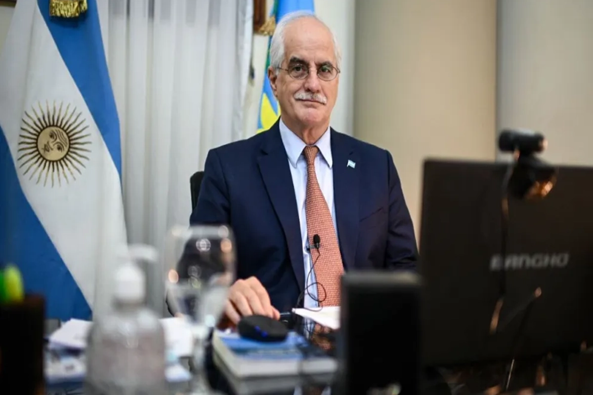 Taiana encabezará la lista de diputados nacionales