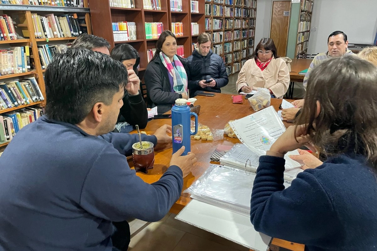 Zona 8: se realizó en la Biblioteca Rodolfo García