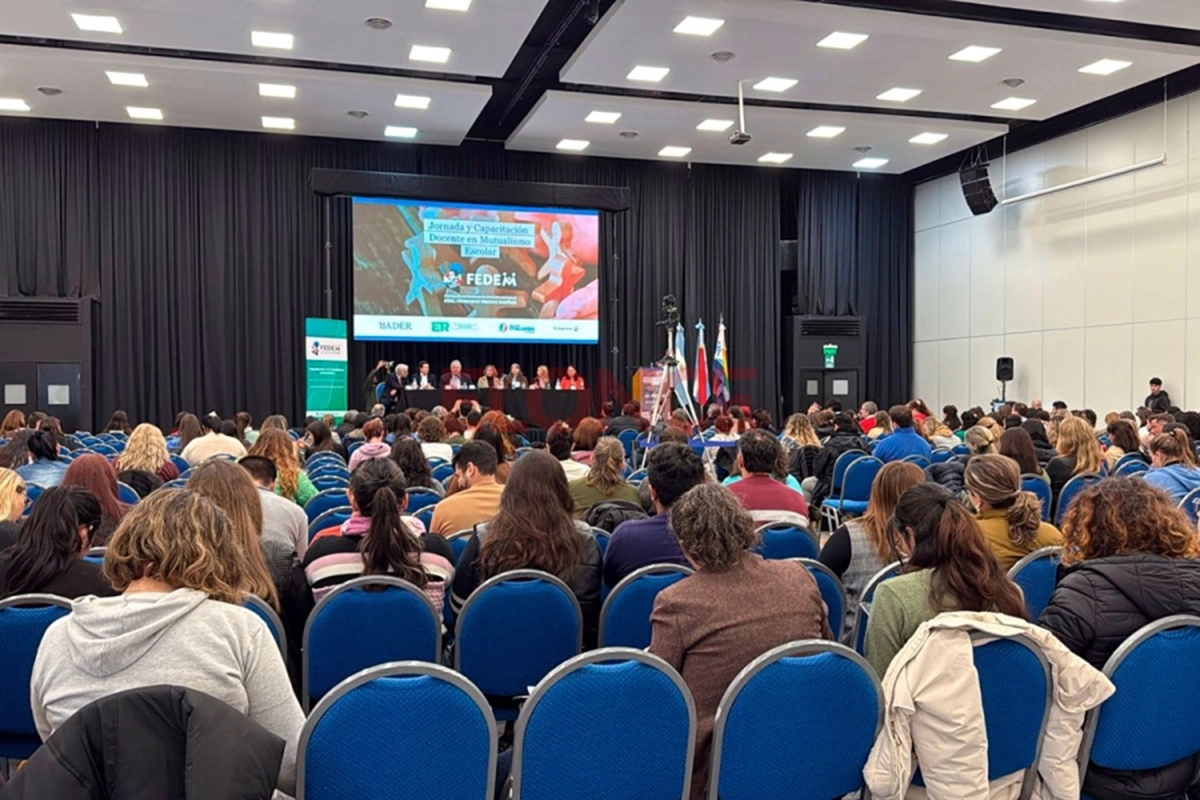 Renoldi impulsa el mutualismo escolar