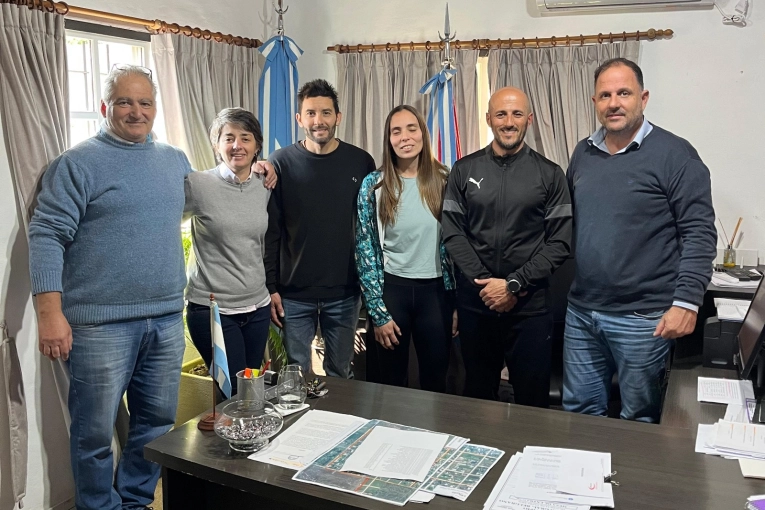 Presentaron el equipo de Pueblo Belgrano para la competencia Ironman 5150