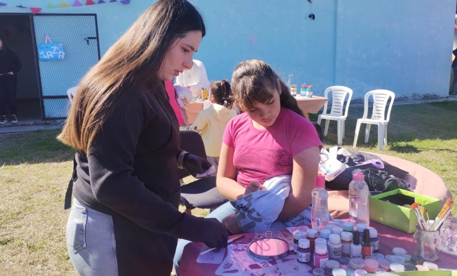 Maquillaje infantil para las ni&ntilde;as y ni&ntilde;os