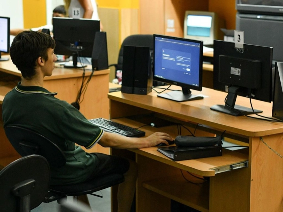 La brecha digital es multidimensional y requiere respuestas integrales