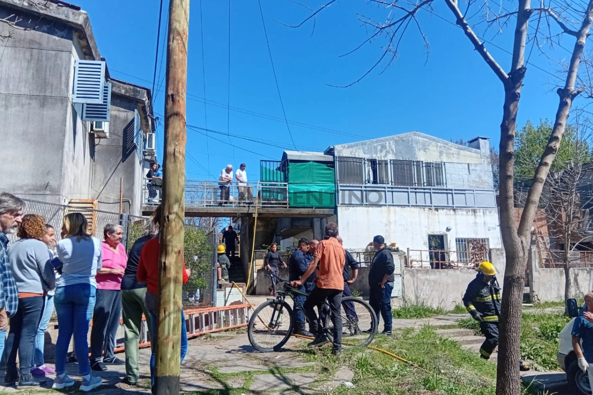 El incendio se inició cerca de las 14 horas