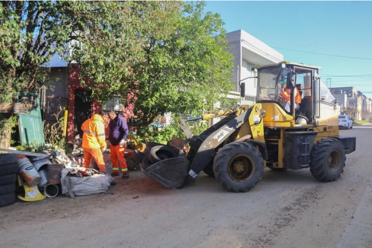Patio Limpio inició con la visita a más de 200 viviendas en el barrio La Milagrosa