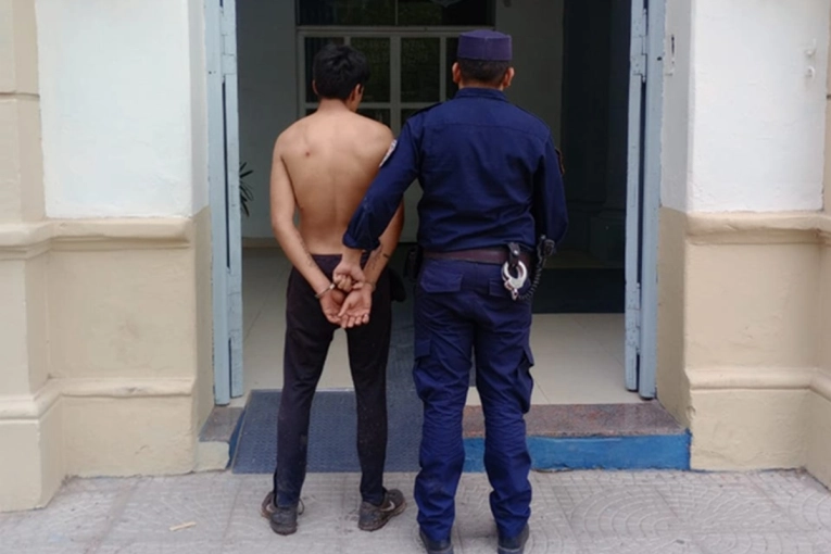 Una joven activó el BAP y su ex terminó detenido tras perseguirlo por el barrio Los Espinillos