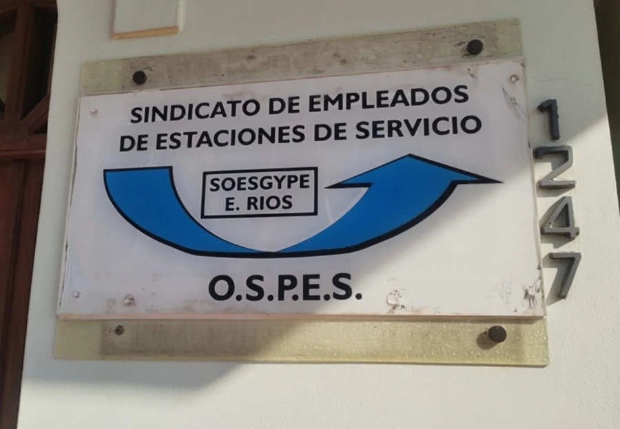 Cierre de estaciones de servicios en Gualeguaych&uacute;, trabajadores en la calle con m&aacute;s de 18 a&ntilde;os de servicios