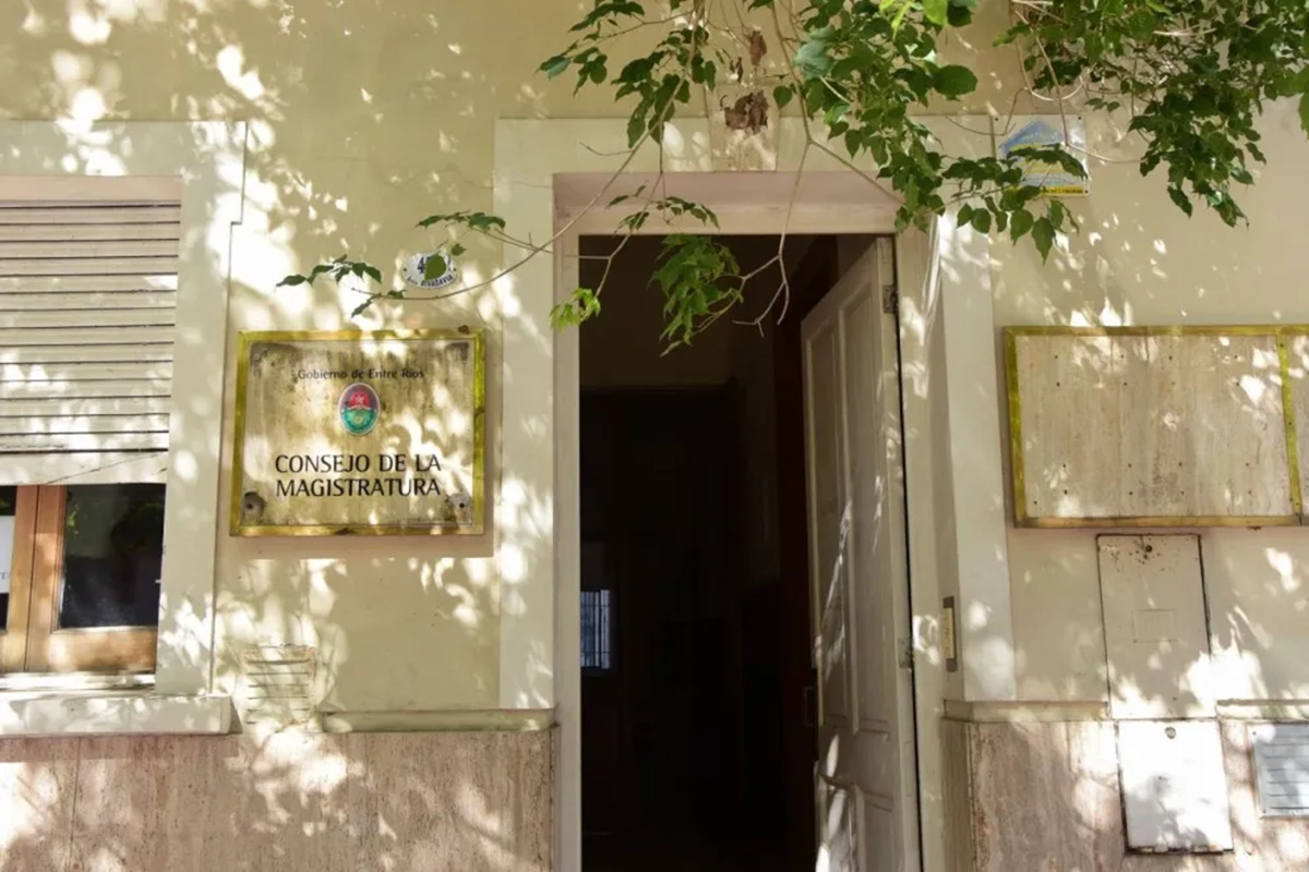 Se reanuda el debate por proyecto de Ley