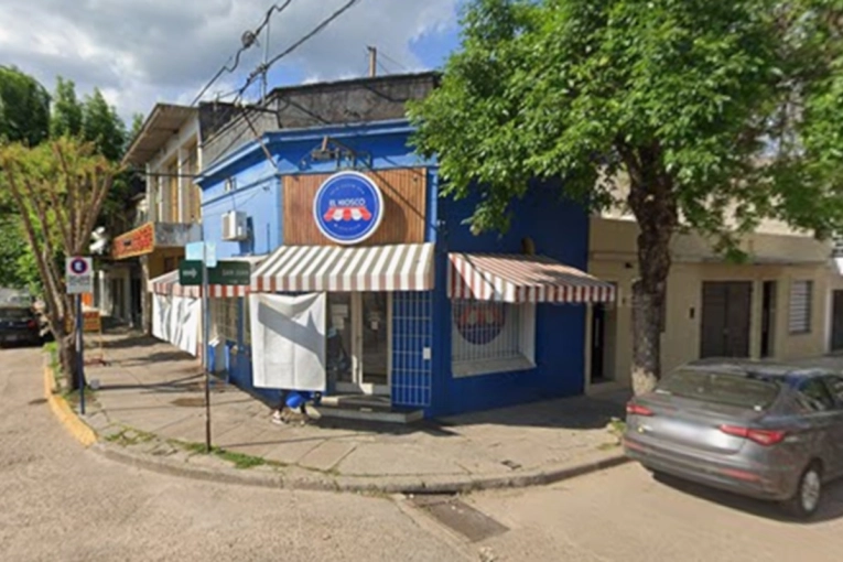 Entró como cliente y se terminó llevando la recaudación del kiosco