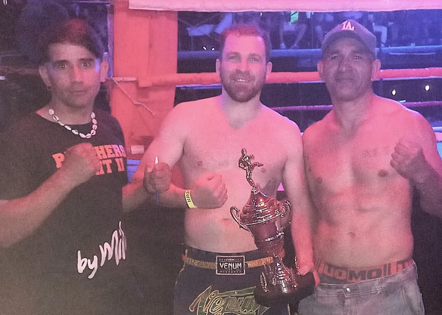 &ldquo;En el primero me ahogu&eacute;, pero en el segundo y tercero pude acomodarme y revertir la pelea, donde casi lo sacamos por nocaut&rdquo;