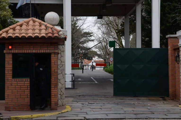 Qui&eacute;n era el soldado hallado muerto en la Quinta de Olivos y qu&eacute; dice la carta encontrada junto a su cuerpo