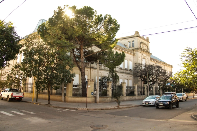 Los cambios en los Institutos de Formaci&oacute;n desnuda la falta de docentes titularizados