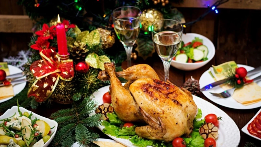 "Durante estas fechas solemos comer fuera de horario, picotear restos de comidas y multiplicar las ingestas"