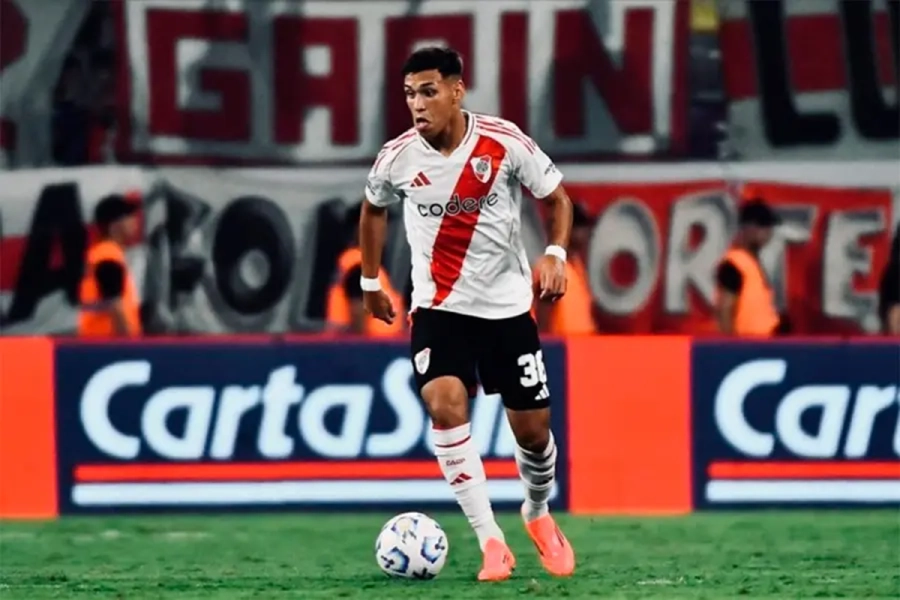 Ulises Gim&eacute;nez tuvo su debut con la camiseta de River