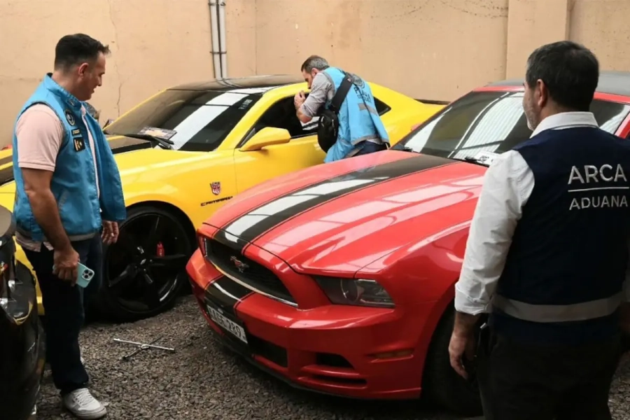 Autos de alta gama secuestrados. Foto: Agencia NA.