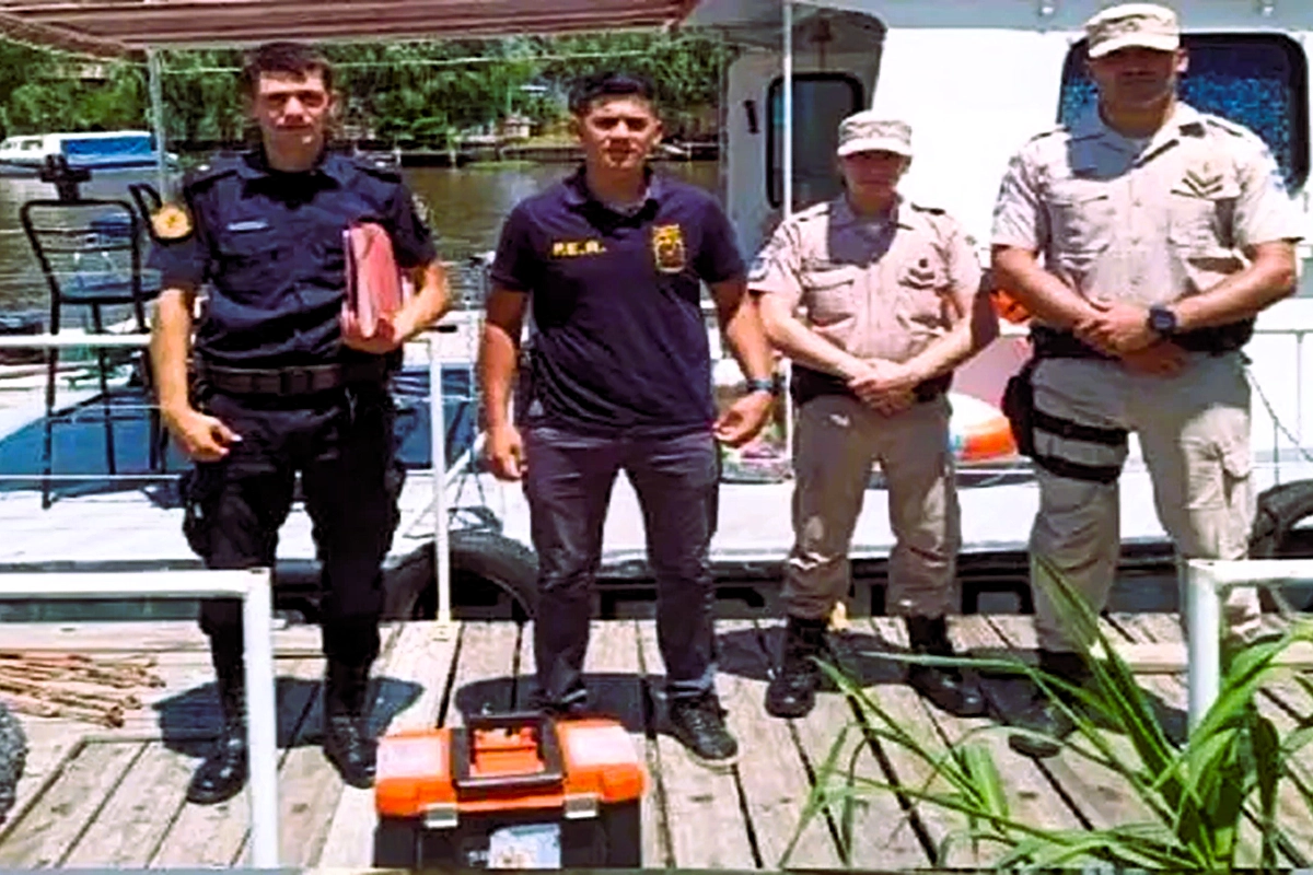 Prefectura y la Polic&iacute;a de Islas