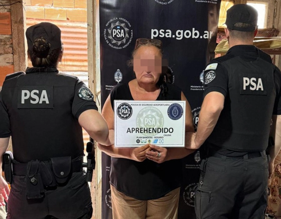 <i>Fueron detenidos cuatro hombres y una mujer, todos en car&aacute;cter de incomunicados y puestos a disposici&oacute;n judicial</i>