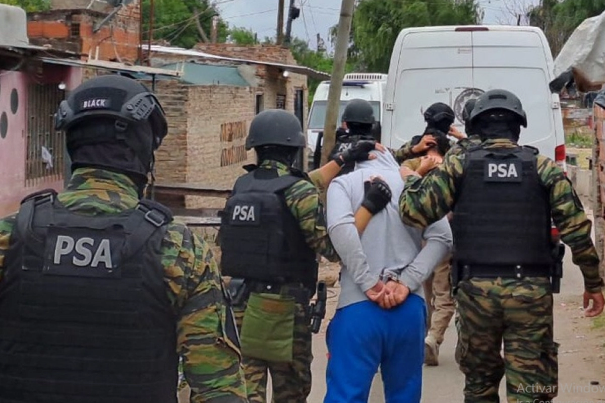 Amplio operativo en Rosario