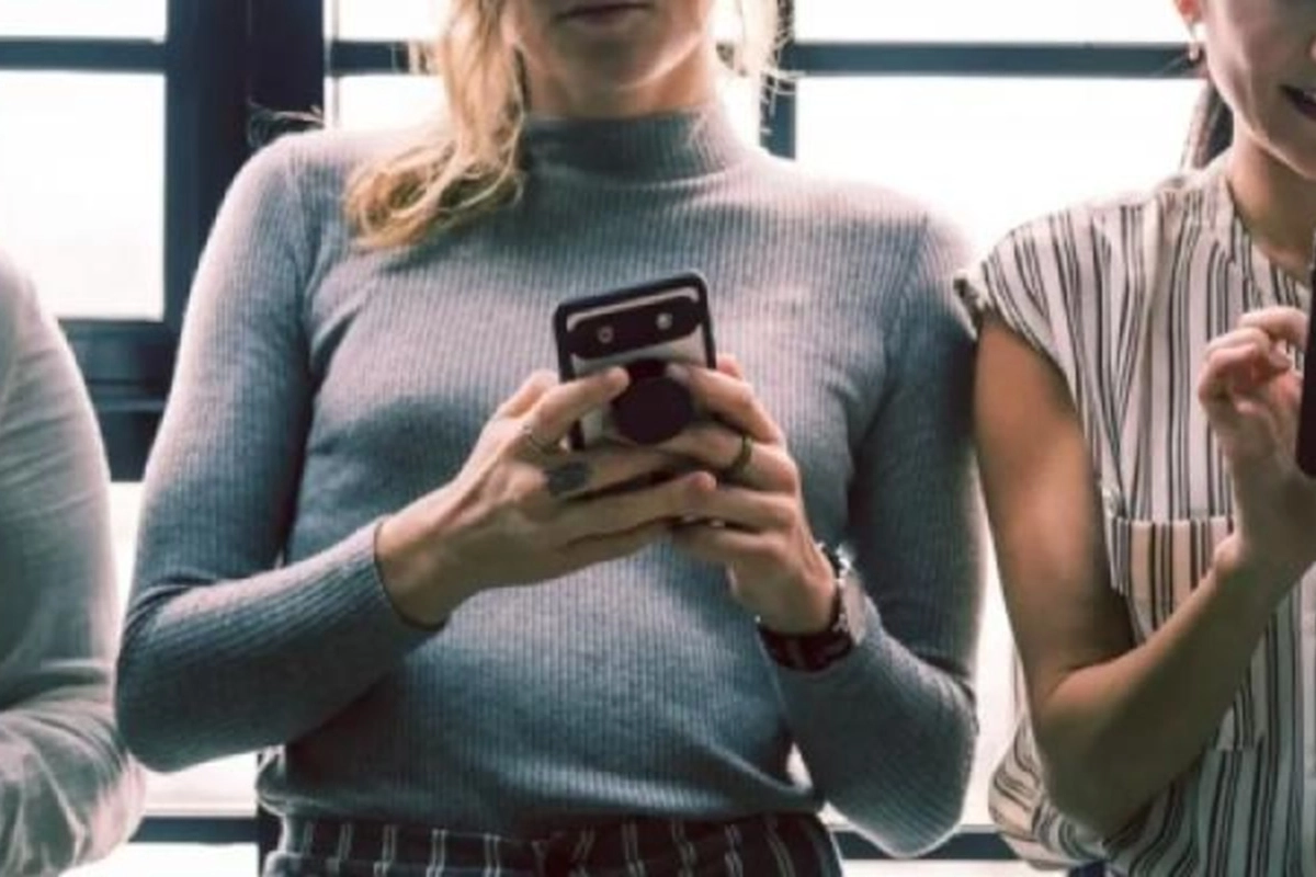 C&oacute;mo afecta el doomscrolling a tu salud mental