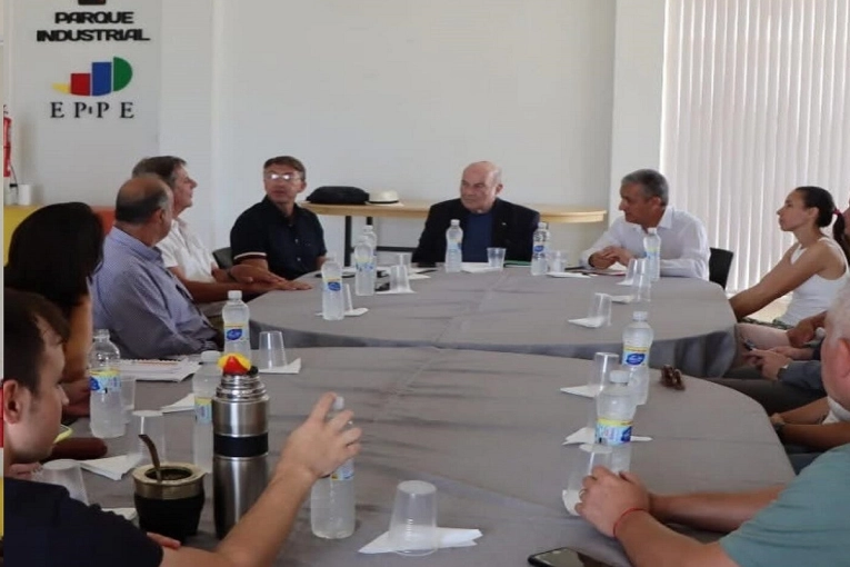 Un puente entre la universidad y la industria: la UCU desembarc&oacute; en el Parque Industrial de Urdinarrain