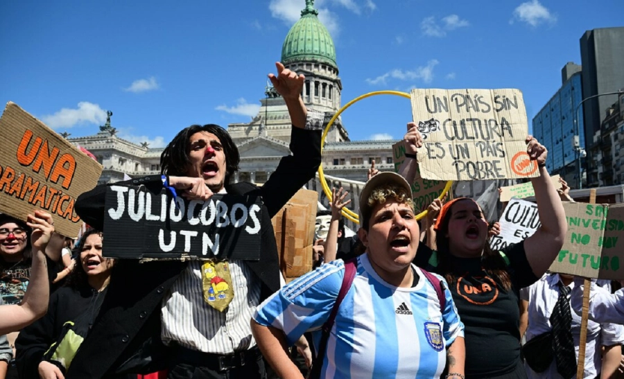 <i>El desenlace de este conflicto marcar&aacute; el futuro del sistema universitario p&uacute;blico</i>
