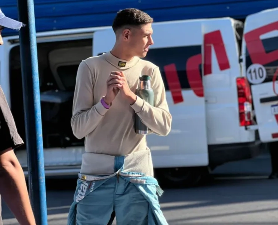 <i>En la segunda final L&oacute;pez parti&oacute; desde la tercera posici&oacute;n gracias a su triunfo en la serie clasificatoria matutina</i>