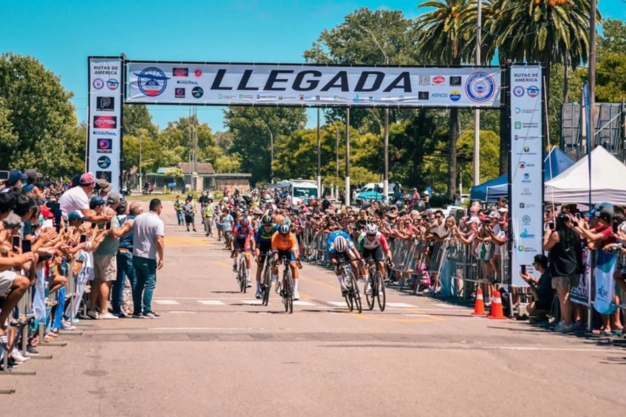 <i>Viollaz se mantuvo en el puesto 65&ordm; entre los 130 ciclistas </i>