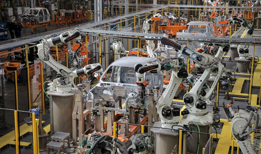 <i>Solo algunas f&aacute;bricas como Ford, Toyota, General Motors, Stellantis y Renault realizan estampado completo de carrocer&iacute;as</i>