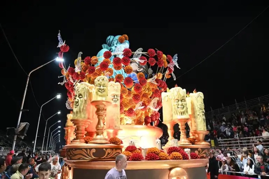 Papelitos - Carroza 2