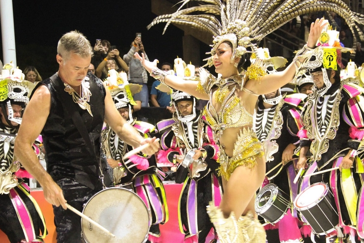 Pasista de Papelitos: Candela G&oacute;mez