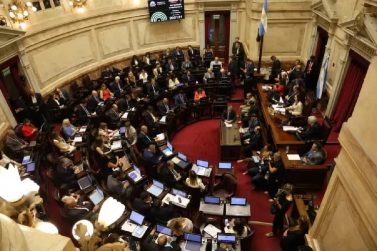 Senadores pasar&aacute;n a cobrar m&aacute;s de 11 millones de pesos en bruto en mayo