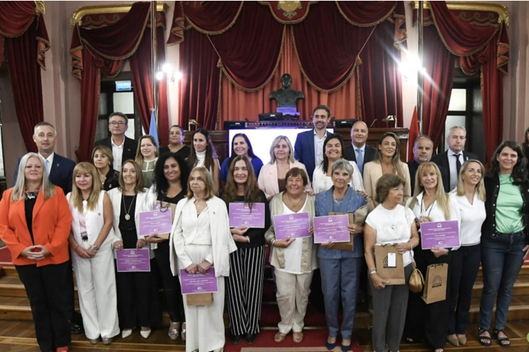 Dos mujeres de Gualeguaych&uacute; recibieron un reconocimiento por su labor comunitaria