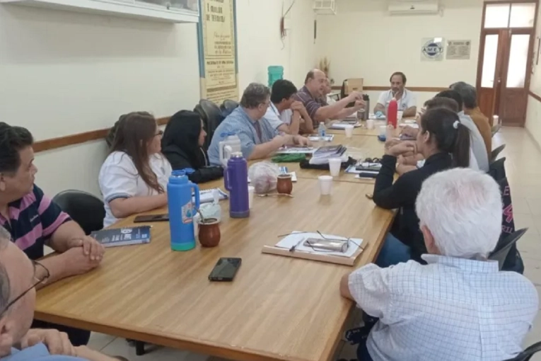 AMET defini&oacute; trabajar a &ldquo;brazos ca&iacute;dos&rdquo; en reclamo salarial y contra la reforma previsional