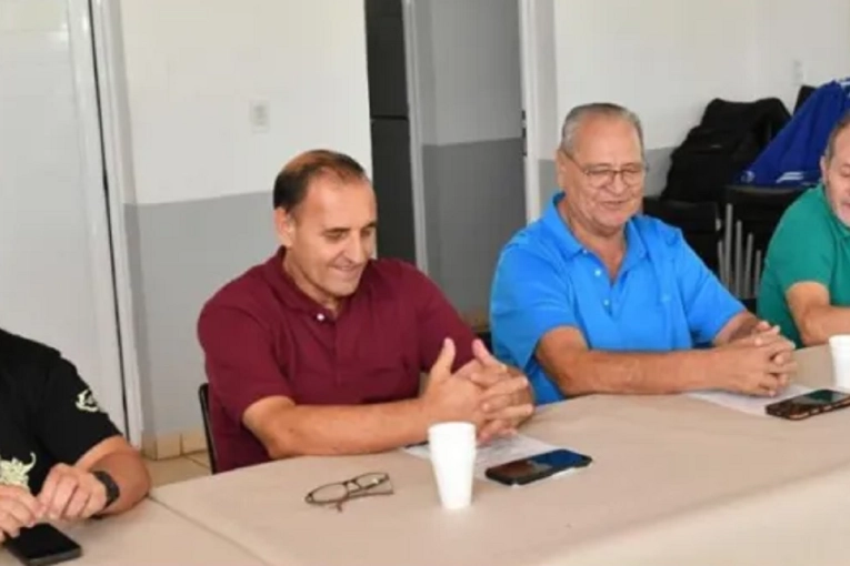 Sindicatos de la Carne de Entre R&iacute;os analizaron la coyuntura sindical y pol&iacute;tica en un plenario en Concepci&oacute;n del Uruguay