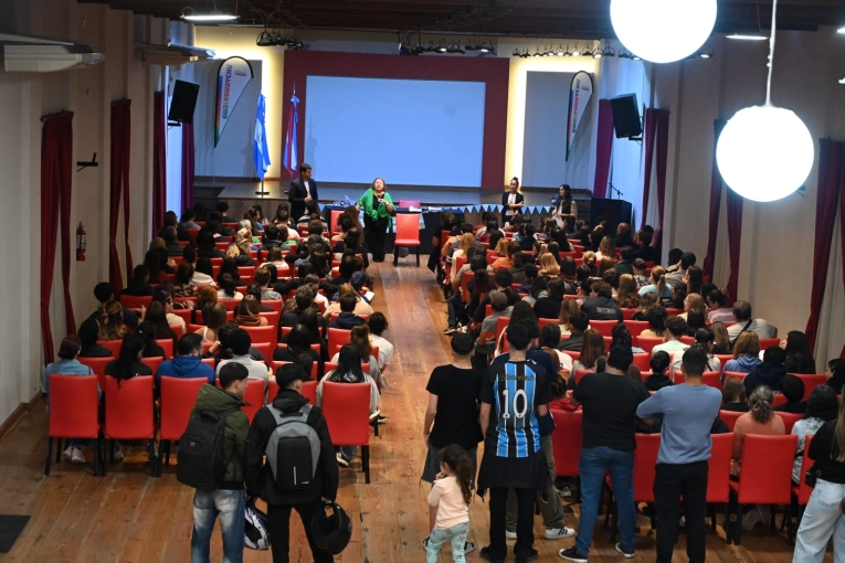 Realizaron el primer encuentro para organizar la Fiesta del 25 de Mayo